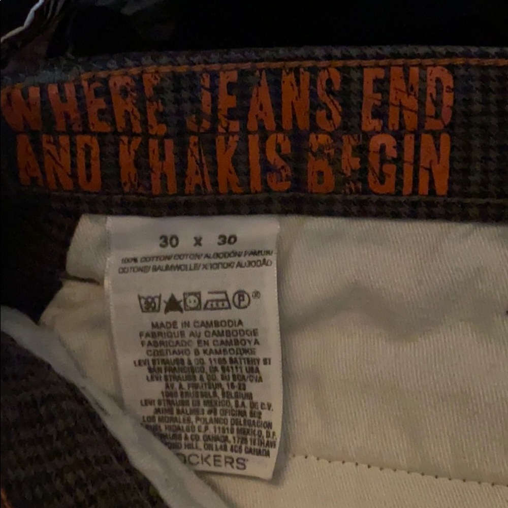 Guys Dockers! - Picture 5 of 10